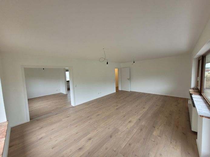 Wohnzimmer /Esszimmer