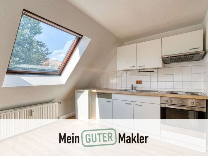 Helle 2-Zimmer-Dachgeschosswohnung mit Einbauküche und Charme in Bremen-Gröpelingen – Foto 1