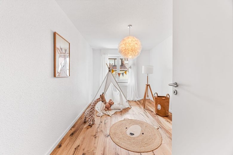 Kinderzimmer / Home Office