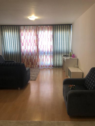 Schöne, geräumige zwei Zimmer Wohnung in Oeder Weg, Frankfurter Nordend – Foto 2