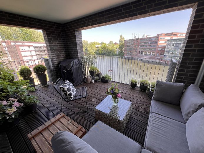 Waterfront Osterbek – Loggia