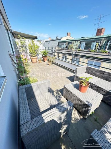 Appartement moderne meublé de 2 pièces avec une terrasse sur le toit à couper le souffle à Schwabing – 492db748e8855d12d545a81df26ad547d6e5ff54.jpg