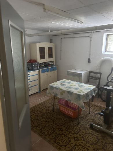 Raum für Familie – Charmantes Einfamilienhaus mit Terrasse und Vollkeller – Waschküche KG