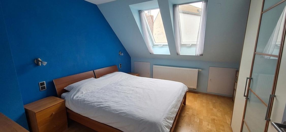 List with a view of the Eilenriede – Schlafzimmer