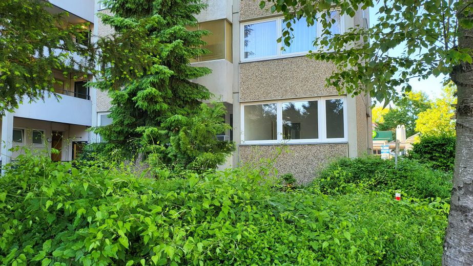 Zemin kat-yeni yenilenmiş-ayrı giriş-balkon-kapalı otopark-özel şahıstan – Schlafzimmerfenster