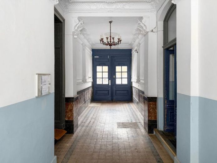Großzügige 4-Zimmer-Altbauwohnung mit Balkon im Bergmannkiez in Berlin-Kreuzberg – Foto 1