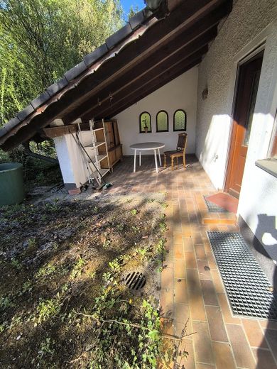 Casa unifamiliare con appartamento indipendente 169qm in posizione collinare a sud – Photo 5