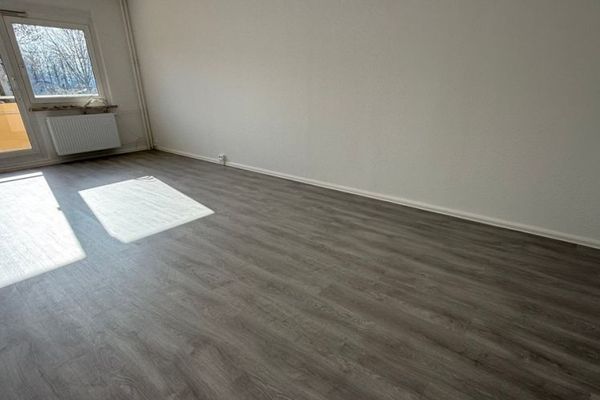 Raumwunder mit großen Südbalkon - Viel Platz für ALLE!!