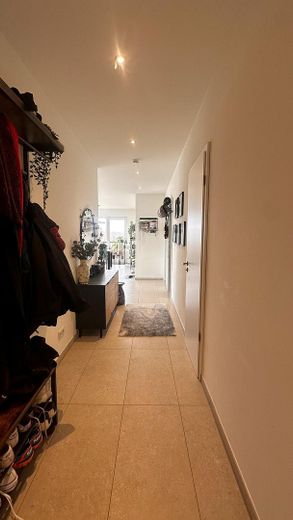 Exklusive 4-Zimmer-Wohnung mit großem Balkon – Foto 5