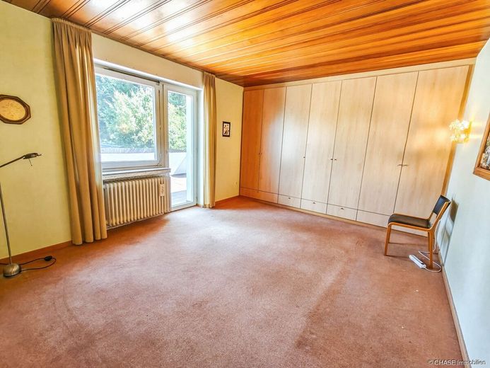 Großzügiges Einfamilienhaus mit Einliegerwohnung - TOP-Familienleben auf dem Hagen bei Bad Pyrmont! – Schlafzimmer Obergeschoss