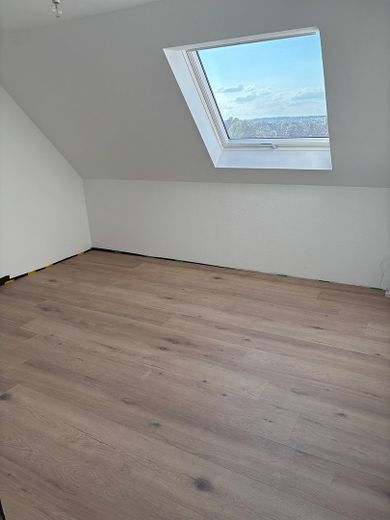 Sanierte 4-Zimmer-Wohnung mit Garten in Schwaigern-Massenbach zu vermieten – Foto 7
