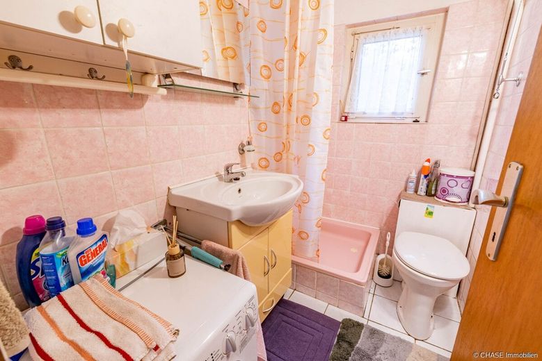 Traumhaftes Grundstück im ehemaligen Wochenendgebiet mit Massiv-Einfamilienhaus in Rehburg! – Badezimmer