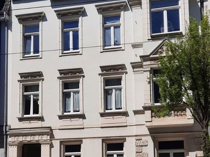 Gut gelegene 1-R-WE mit Einbauküche ab sofort wieder frei – Foto 1