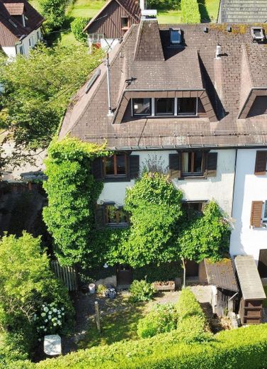 Hausrückseite