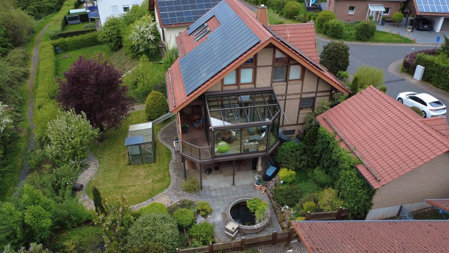 Südansicht mit Wintergarten