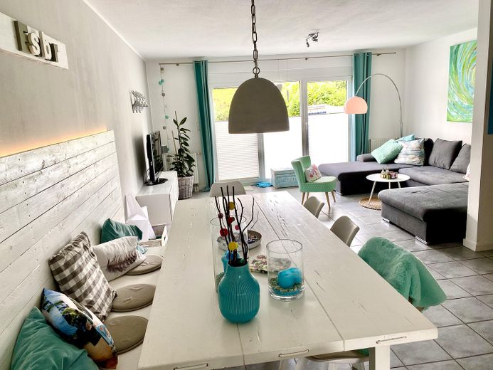 Casa adosada familiar con jardín en ubicación muy solicitada de Pulheim – Wohnzimmer