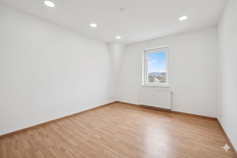 Helle & gemütliche 2-Zimmer-Wohnung in ruhiger Bestlage von Freital – Zimmer 2