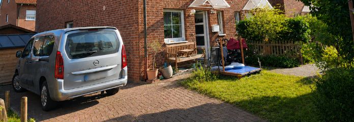 Eindwoning op een gezellige locatie aan een doodlopende straat – veel ruimte voor gezinnen – Ansicht vorne