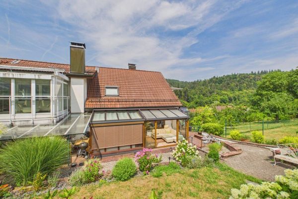 Maison intergénérationnelle/2-3 familles, indépendante