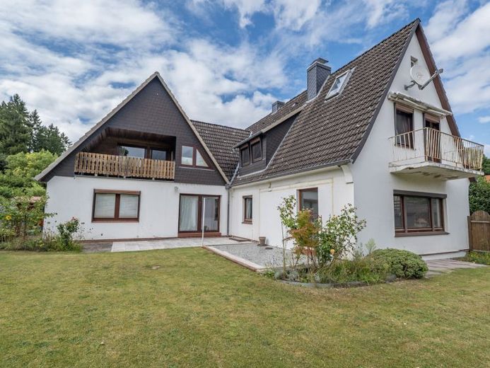 Immer mit dem Blick ins Grüne! Ein- oder Zweifamilienhaus am Waldrand in Buxtehude-Süd. – Foto 1