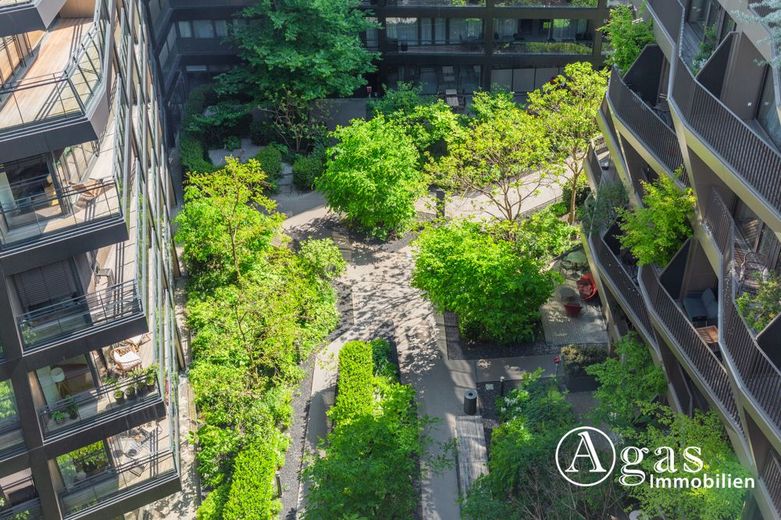 Verde e privato! Townhouse con 5 camere, garage privato e terrazza sul tetto nel cuore di Mitte! – Grüner Innenhof