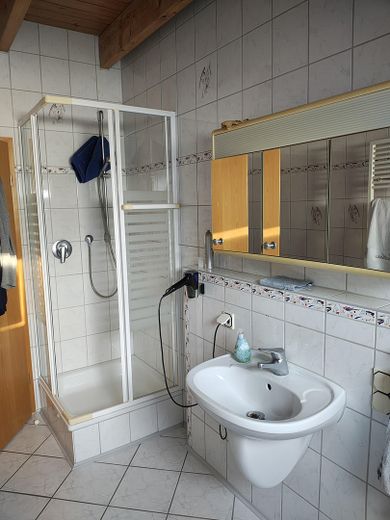 Dusche Kinderbad DG. 