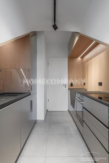 Appartement de 3 pièces à couper le souffle avec loggia à Neuhausen, partiellement meublé – ace4856ae866f0ce8a42c6af395db6e45ded719c.jpg