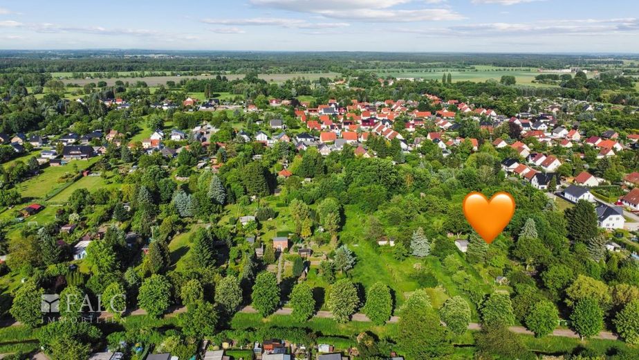 Provisievrij. Hier kan uw woondroom groeien - perceel op gewilde locatie! – Luftbild Ost
