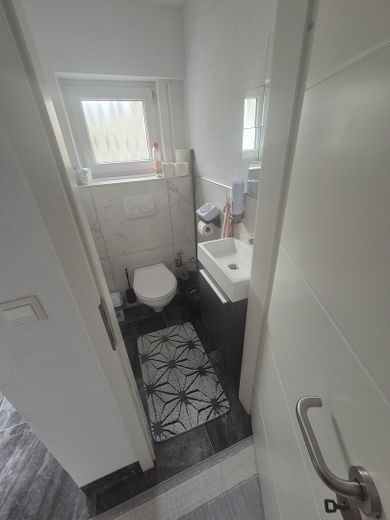 Einfamilienhaus mit Einliegerwohnung & Ausbaupotenzial – privat – Illingen – Foto 16