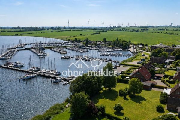 Działka budowlana 721 m² – pierwsza linia brzegowa nad cieśniną Fehmarnsund, marina w zasięgu wzroku