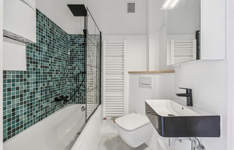 Bezugsfertiges City-Apartment – saniert, modern und zentral – Neues Bad