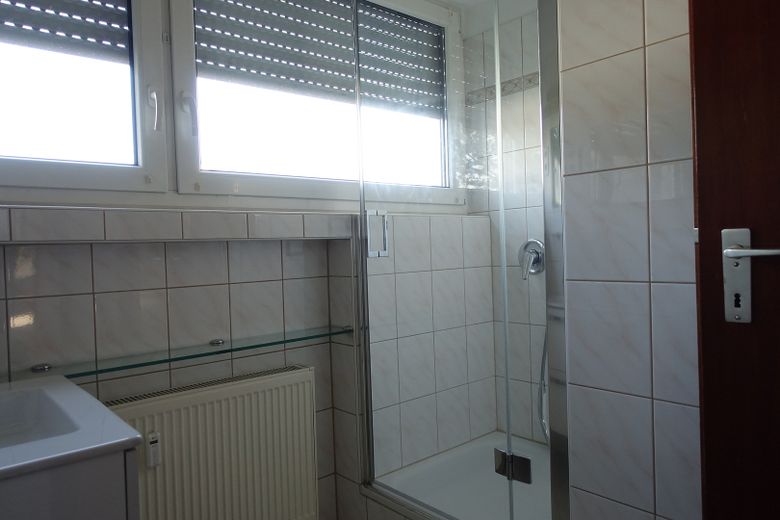 EG, Dusche