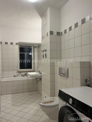 26193 HomeCompany Dresden सुसज्जित/फर्निश्ड 2-कमरों वाला बालकनी युक्त अपार्टमेंट, Dresden-Leuben में, अधिकतम 4 व्यक्ति – 43c9afdcc936c6e48fcf90e282ba33b222d163df.jpg