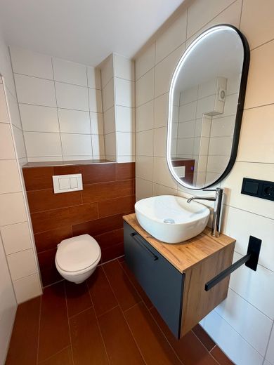 Reserviert! Vermietete Dachgeschosswohnung zur Kapitalanlage, Mietrendite 5,7 % – Foto 9