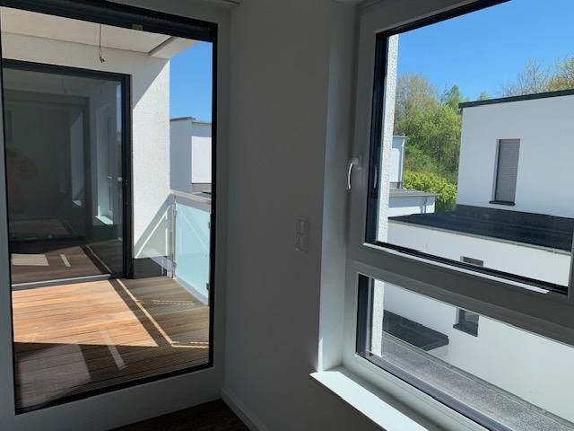 Helles  WoZi mit gr Balkon