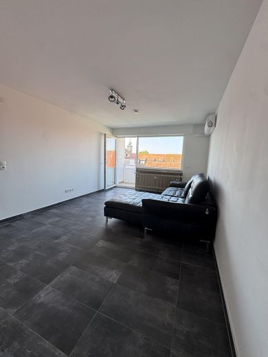 Apartamento de 3 habitaciones en estado casi nuevo con muchos aspectos destacados en Ilvesheim – Foto 5