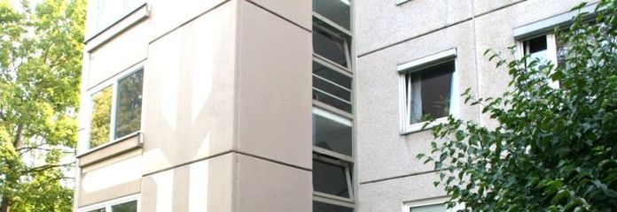 **Attraktive 4-Zimmer-Wohnung mit großem Balkon nebst Garage in Laatzen-Mitte**