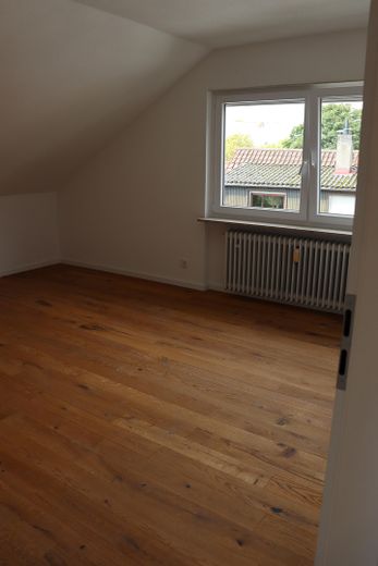 Schlafzimmer Blick zum Fenster