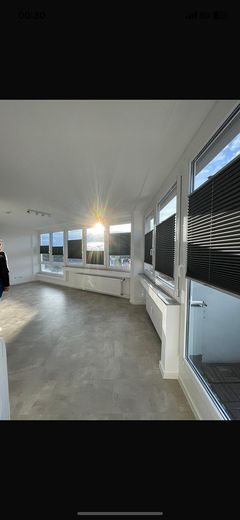 Helle 1 Zimmer Wohnung ab Oktober in Sindelfingen-Mitte – Foto 1