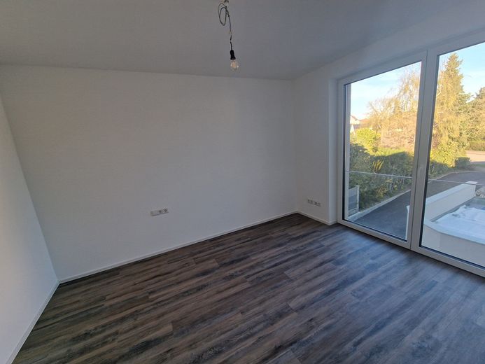 Moderne 3-Zimmer-DG-Wohnung als Erstbezug in Laupheim – Foto 10