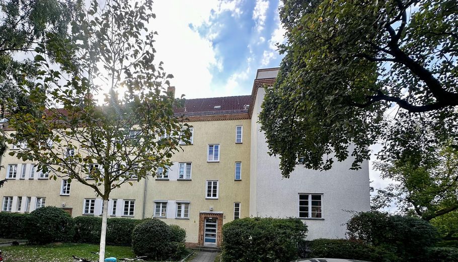 Apartamento en propiedad de 1,5 habitaciones sin alquilar en Westend – Mucho margen de diseño en una ubicación muy solicitada – Hausansicht
