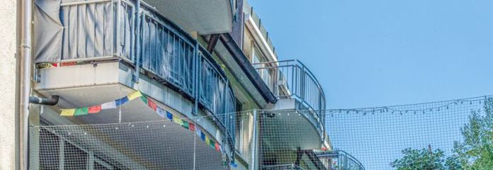 BEZ PROWIZJI* – mieszkanie własnościowe 2-pokojowe z podwójnym miejscem garażowym w dzielnicy urzędów w Landshut