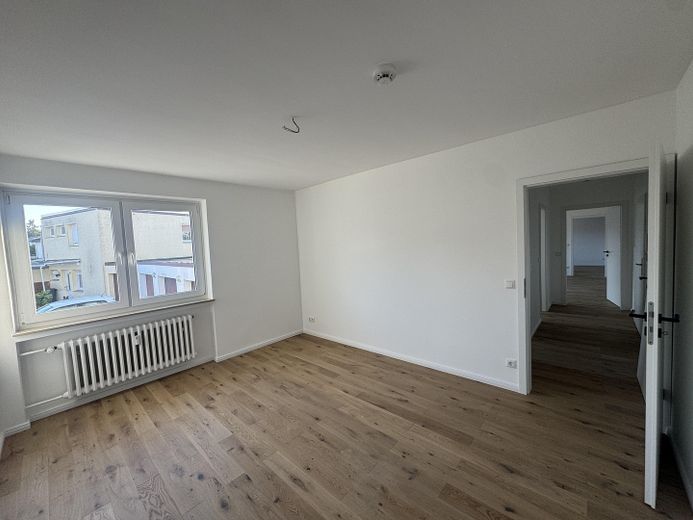 Frisch renovierte 3-Zimmer-Wohnung 70 qm im Zentrum von Melle – Büro / Kinderzimmer 