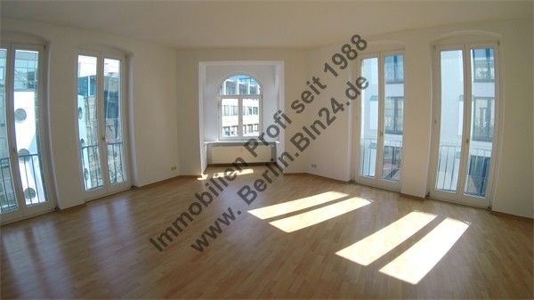Wohnung mieten - - sanierte und günstige 2 Zimmer – G0012555