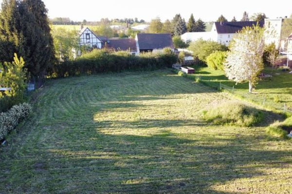 Idyllisches Baugrundstück im Neuseenland- Baugenehmigung u. Zusatzleistungen extra