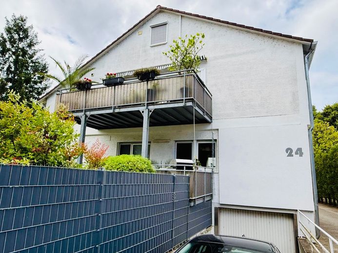 Helle 4-Zi-Wohnung in ruhiger Lage in Rastatt - mit Balkon, Garage, Garten – Foto 2