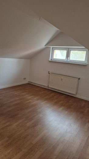 Familienfreundliche 4-Zimmer-Maisonettewohnung mit Terrasse in Berlin-Johannisthal – Jugendzimmer