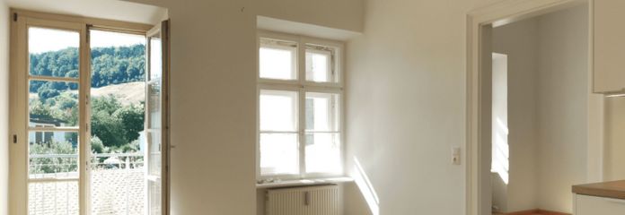 Bellissimo appartamento di 2 locali con balcone sulla piazza del mercato–abitare tra l’Ilz, le rovine del castello e la riserva naturale