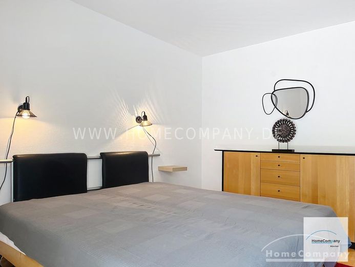 Appartement de 3 pièces lumineux et agréablement meublé avec terrasse sur le toit – 16d0bfe3c2a2dc7e506fe72a7e6f32f12955d5ce.jpg