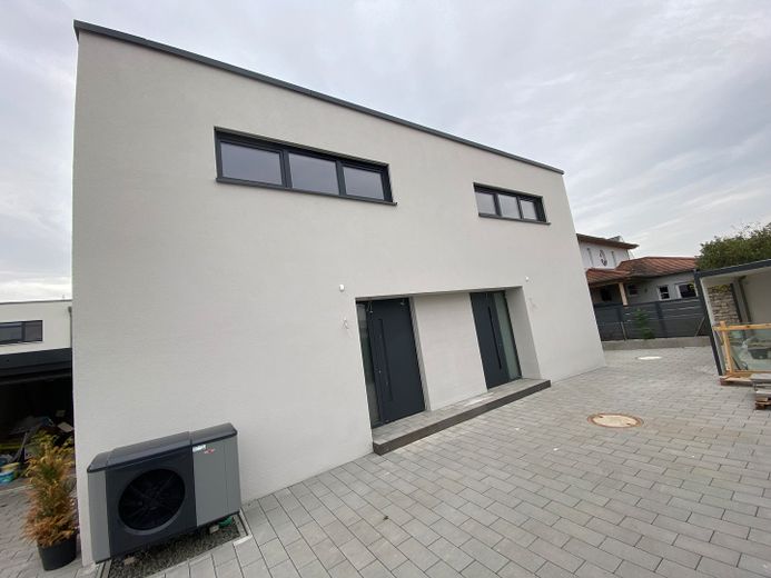 Neubau in Gerofing – Eingang